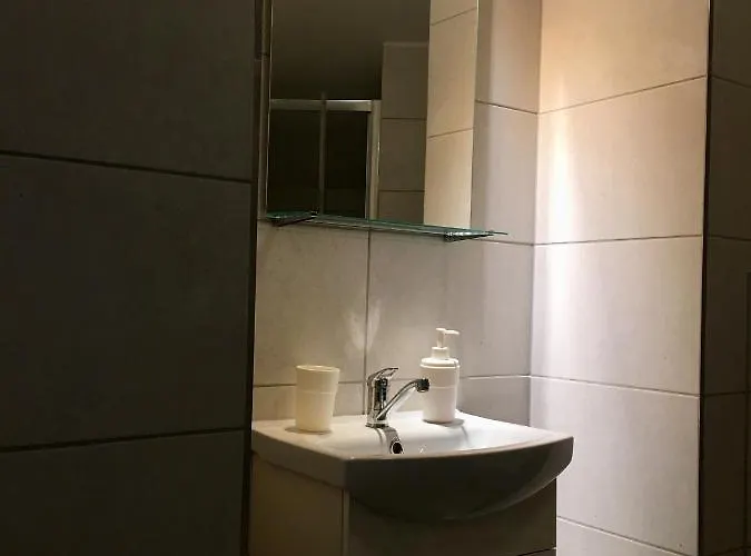 بيت شباب Orion *